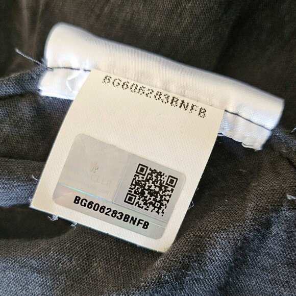 MONCLER BLACK SHORT SLEEVES NYLON BACK TOP (M) - Picture 9 of 9